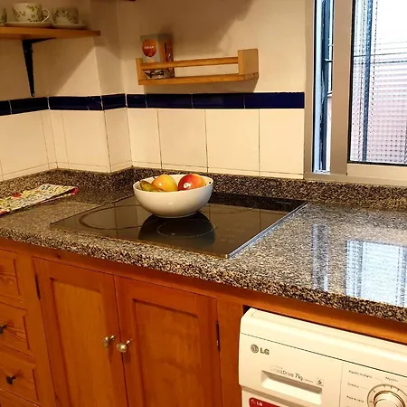 Apto. Planta Baja Y Cochera Barrio San Basilio Apartment