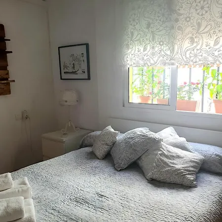 Apto. Planta Baja Y Cochera Barrio San Basilio Cordoue
